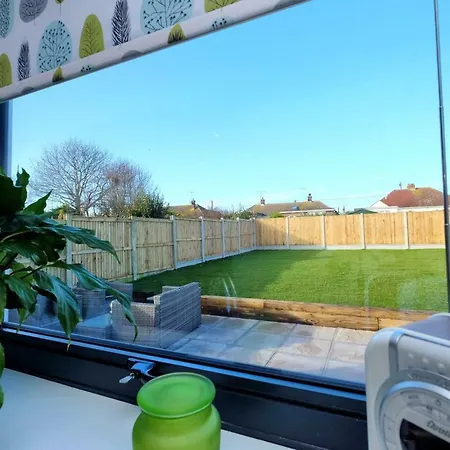 Beach Retreat Whitstable Exterior photo